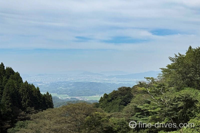 白糸の滝から見た糸島市