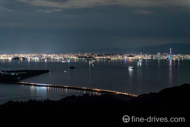 志賀島潮見公園展望台から見える福岡市の夜景