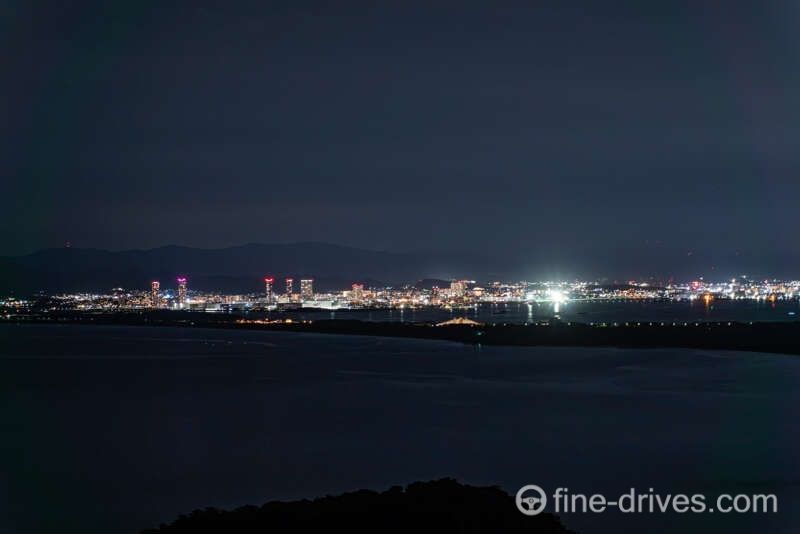 潮見公園展望台からアイランドシティ方面の夜景